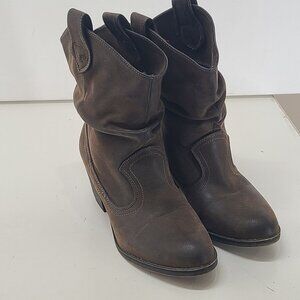 Rocket Dog Women Sheriff Modern Ankle Boot with Pull-Up Tabs Size US 7 EU 37.5